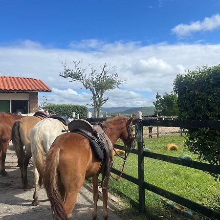 Gravata Flat No Condominio Monte Castelo Melhor Localizacao , Wi-Fi, Sky E Ar Kültér fotó